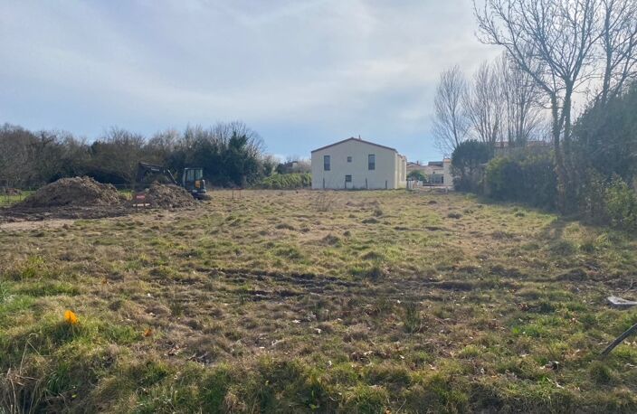 Maison à construire à Le Pout (33670) — photo 2