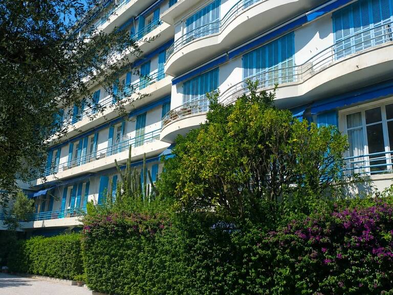 APPARTEMENT DE CARACTÈRE EN REZ-DE-JARDIN — photo 1