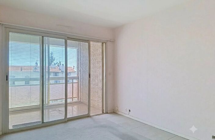VENTE APPARTEMENT 2P - CANNES CENTRE — photo 5