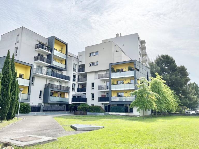 RANGUEIL - T3 avec terrasse et parking — photo 1