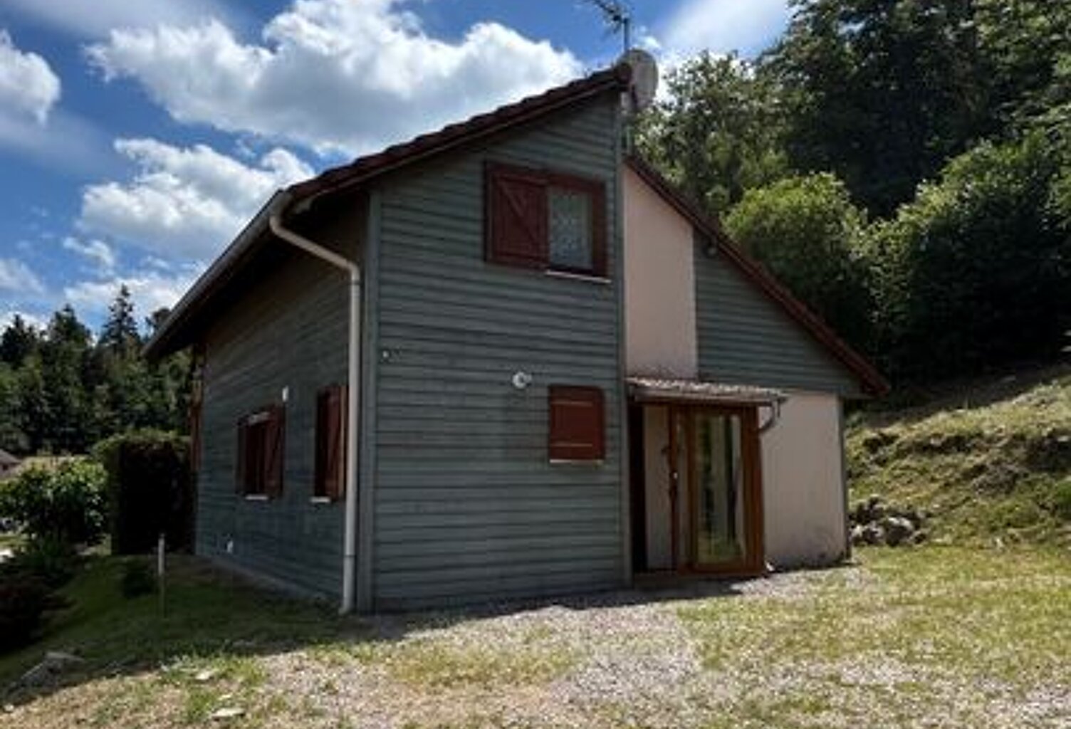 Maison de 95m2 à louer sur Saint-Nabord — photo 1