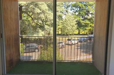 Appartement 4 pièces 1330 €
