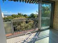 Appartement à vendre 4 pièces LA CIOTAT (13) -  terrasse vue mer - cave - au calme - à pieds centre ville — photo 4