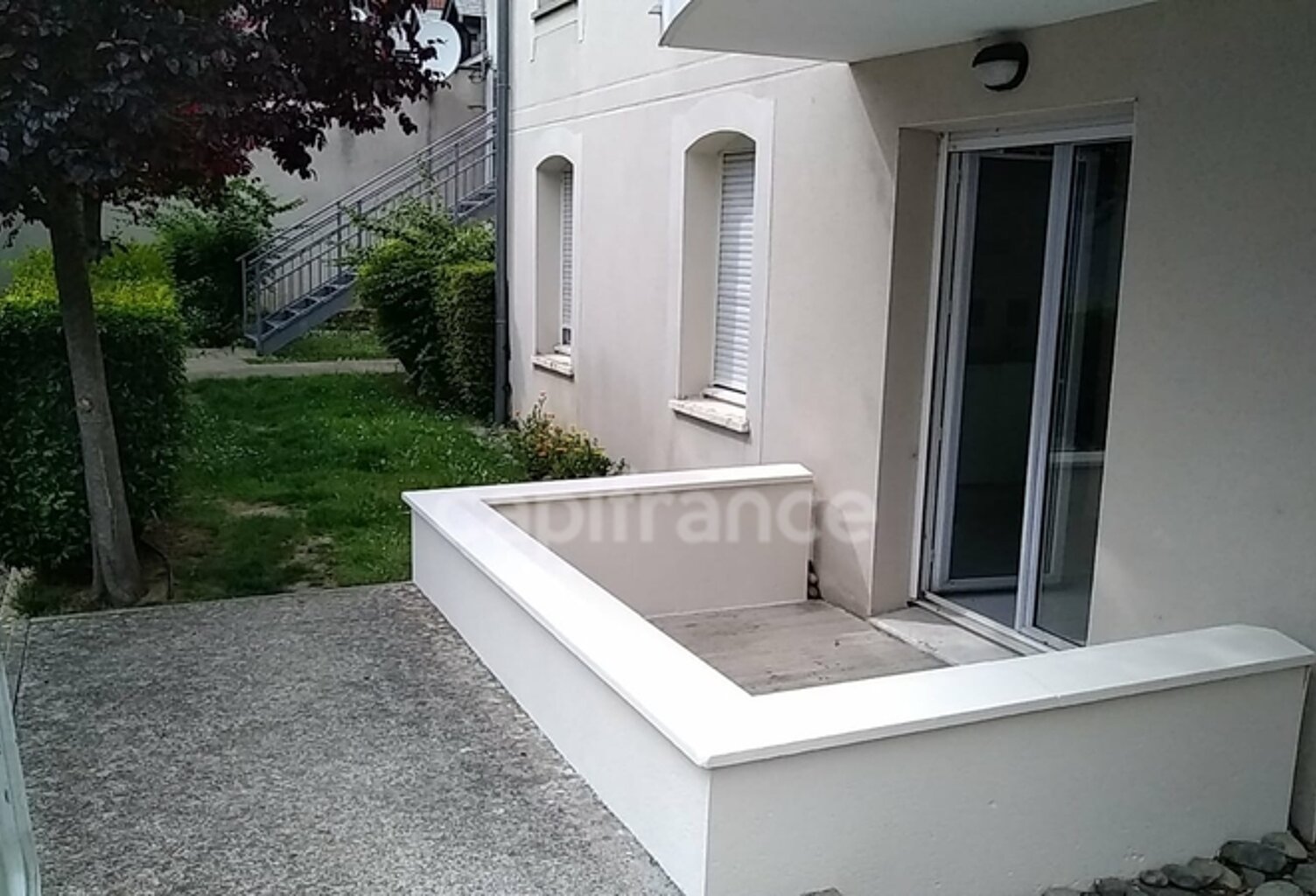 Appartement T2 loué avec parking privatif — photo 1