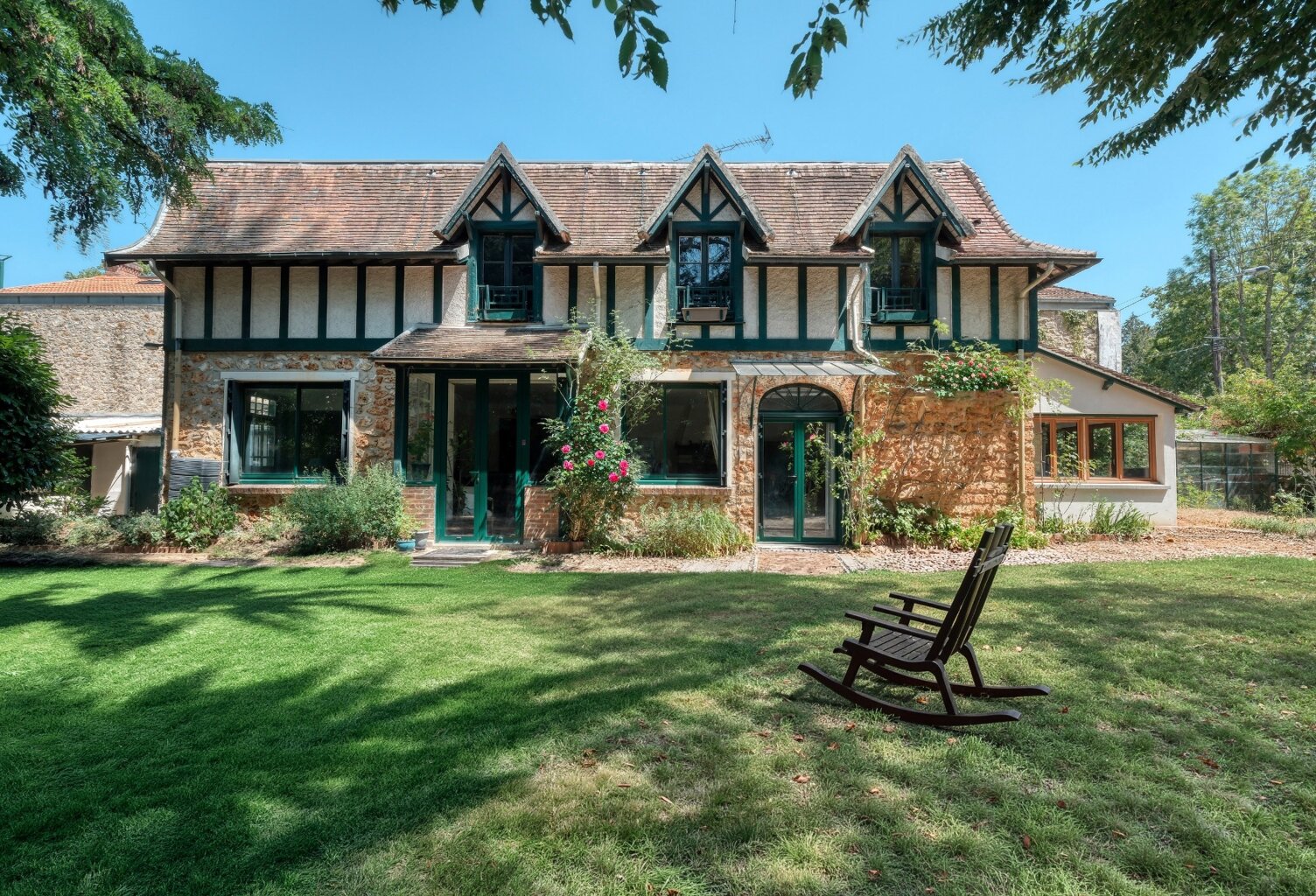 Maison à vendre 7 pièces ORSAY (91), centre-ville, 5 chambres, charme et authenticité, magnifique jardin — photo 1