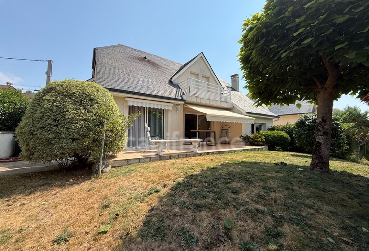 Villa contemporaine proche centre ville — photo 1