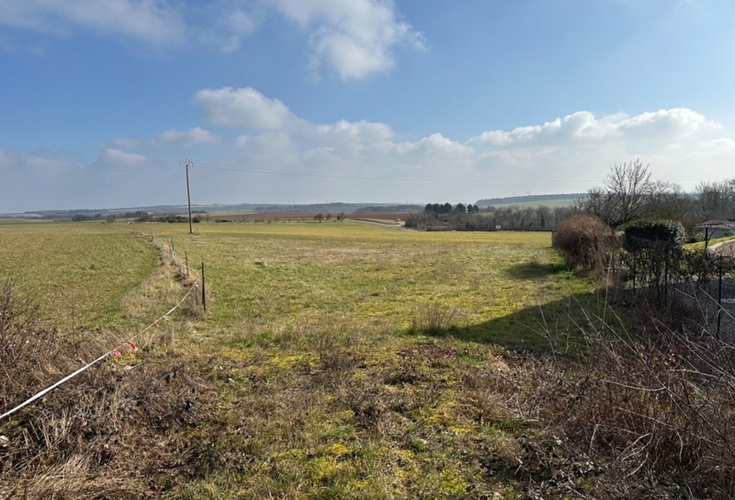 Prenois terrain constructible de 1462m2 — photo 1