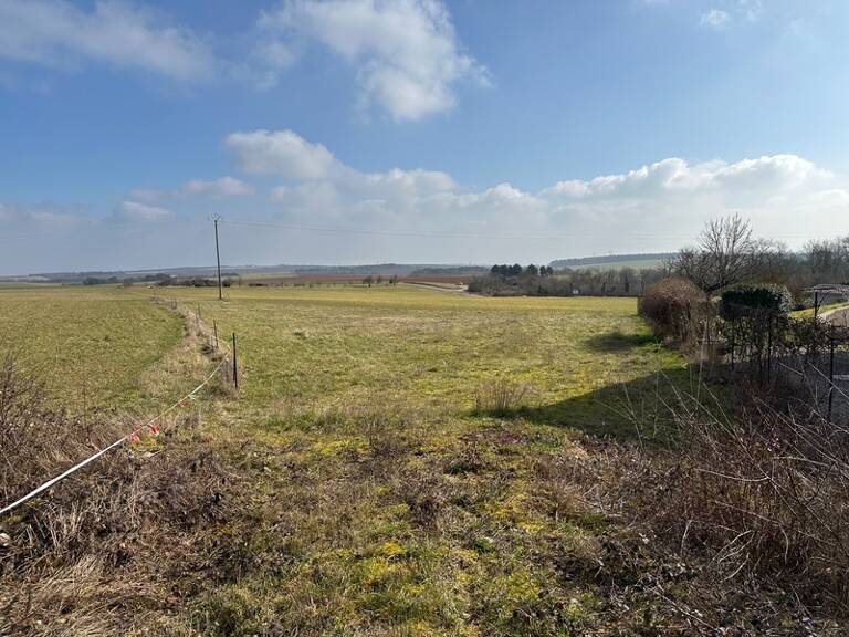 Prenois terrain constructible de 1462m2 — photo 1