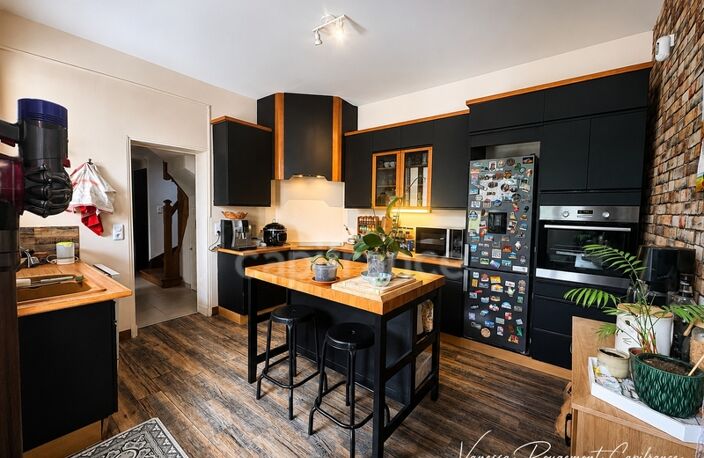 Maison à vendre 7 pièces LA CELLE SAINT CYR (89) — photo 2