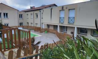 Immeuble  1079 m² à vendre à Saint-Loup-Lamairé (79600)