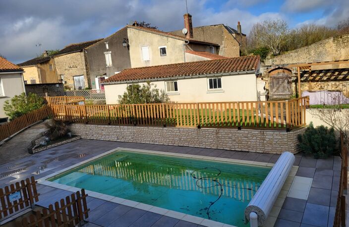Immeuble à vendre SAINT LOUP LAMAIRE (79) Terrain aménagé 3340 m² — photo 2