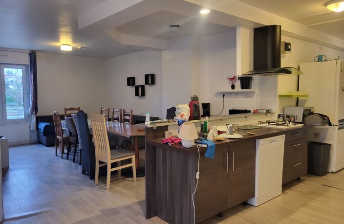 Immeuble à vendre SAINT LOUP LAMAIRE (79) Terrain aménagé 3340 m² — photo 4