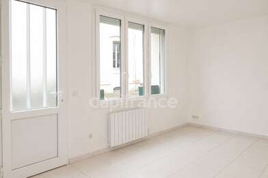 Immeuble  299500 €