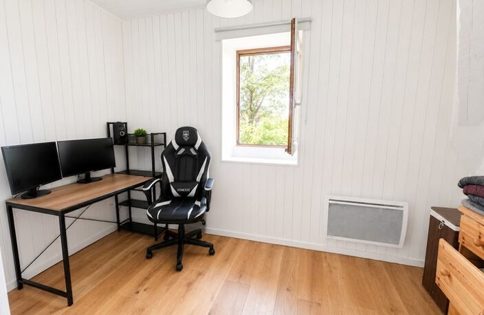 APPARTEMENT 2 PIECES - CLUSES (Haute-Savoie) — photo 3