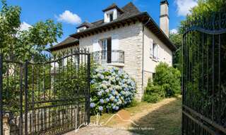 Maison 14 Pièces 277 m² à vendre à Saint-Sornin-Lavolps (19230)