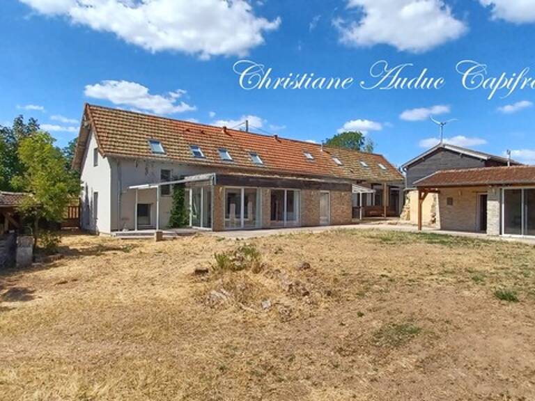 Entre Cluny et Charolles, vaste propriété de 250 m², sur terrain de 2 800   m² — photo 1