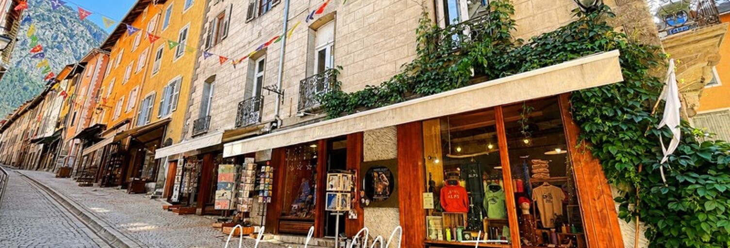 Commerce 6 Pièces 214 m² à vendre à Briançon (05100)