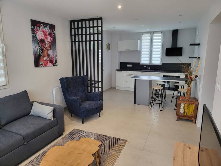 À louer – Appartement T2 entièrement meublé de 60 m² - VETRAZ MONTHOUX (74) — photo 1