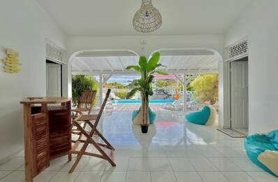 À VENDRE – VILLA DE CHARME AVEC PISCINE & ANNEXES – SAINT-FRANÇOIS — photo du bien