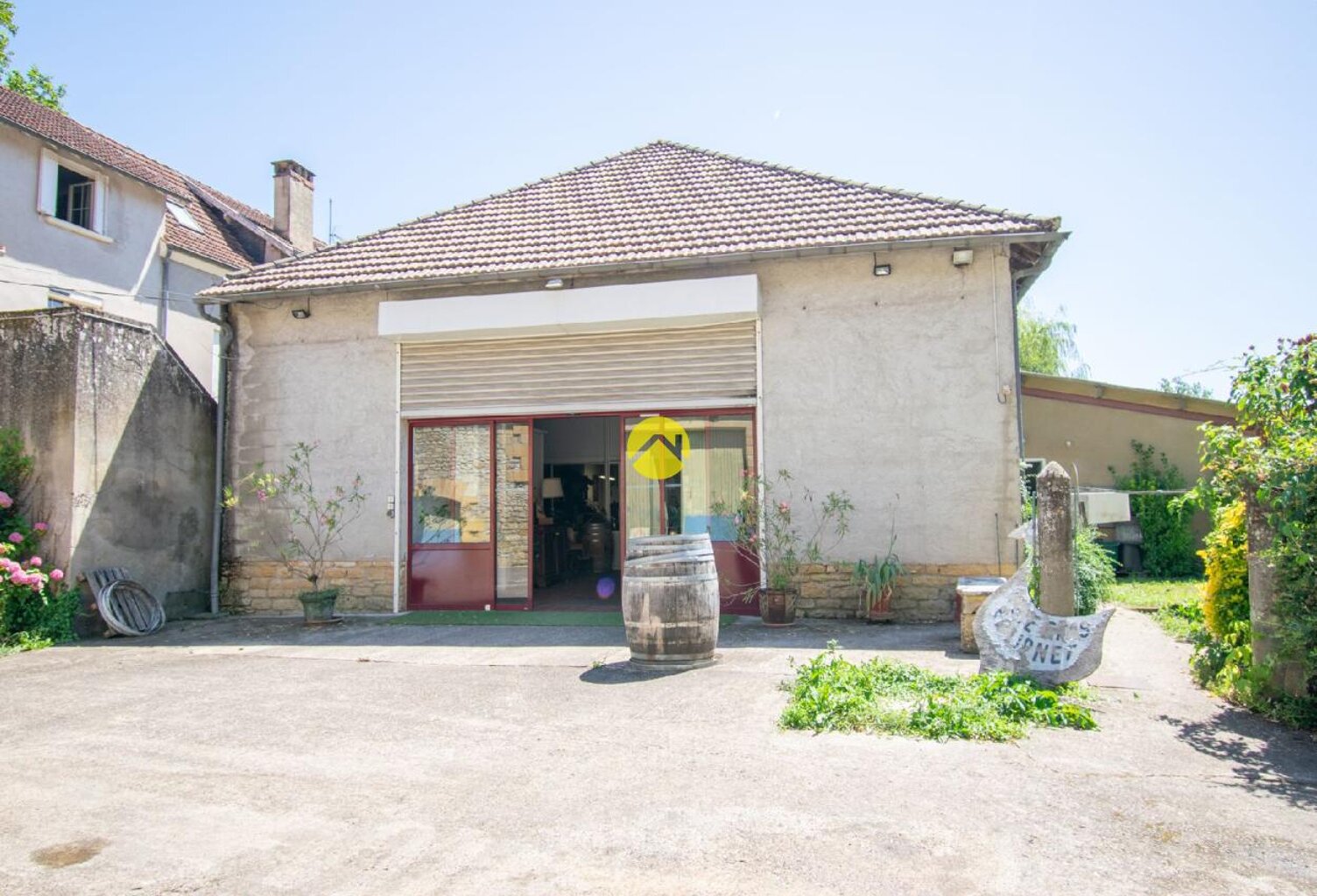 Magasin au centre de St-Cyprien — photo 1