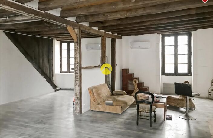 IMMEUBLEDE 360 M² 3 APPARTEMENTS — photo 3