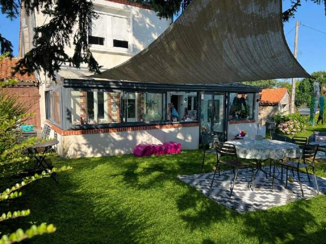 Le charme de l'ancien, pour cette maison rénovée avec goût, 107 m², 3 chambres, environnement privilégié — photo du bien