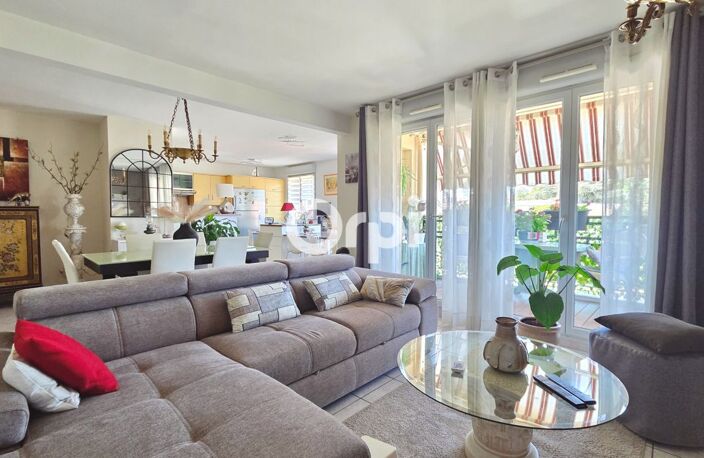 Appartement À Vendre — photo 2