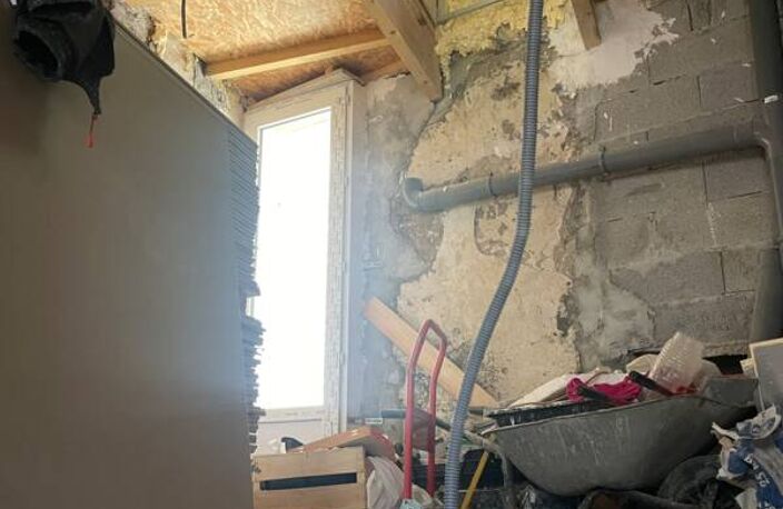 Maison de village 54 m2 à terminer, sise à 04290 Volonne — photo 5