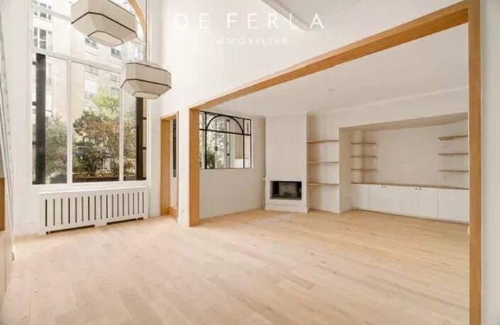 Atelier d'artiste, esprit loft en plein coeur du XVIème arrondissement — photo 2