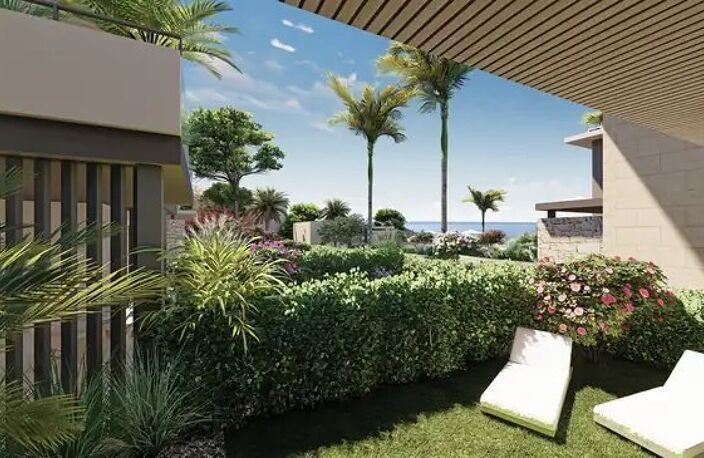 SAINTE-MAXIME –Appartement T3 vue mer, jardin et vaste terrasse à deux pas des plages — photo 2