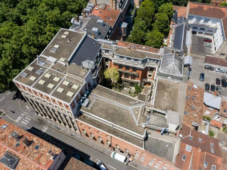 Immeuble - 4 779 m² - Toulouse (31) — photo 1