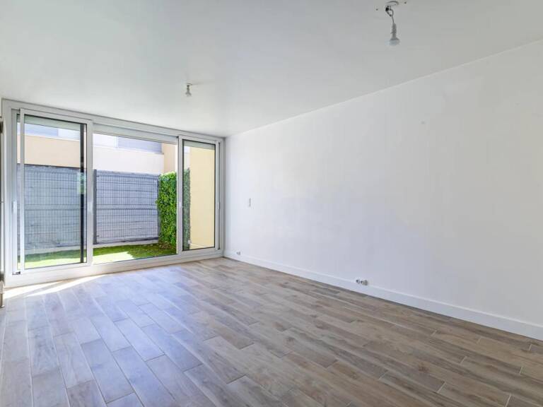 Duplex de 3 pièces de 68 m² à Massy-Terasse-cave - RER VERRIERE — photo 1