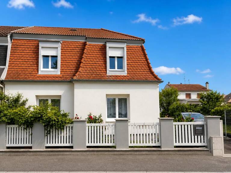 68390 SAUSHEIM – QUARTIER RÉSIDENTIEL RECHERCHÉ – MAISON FAMILIALE DE 200 m² – 7 PIÈCES – 5 CHAMBRES – SOUS-SOL AMÉNAGÉ – COMBLES EXPLOITABLES — photo 1