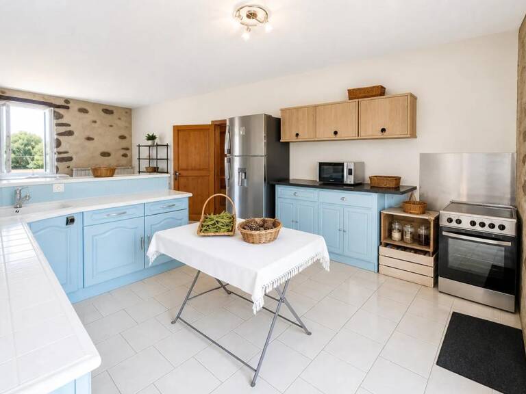 Maison avec dépendance sur 6000m2 de terrain — photo 1