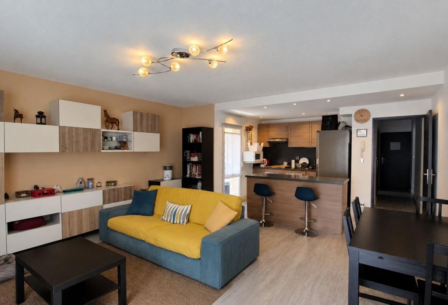 Appartement À Vendre 79 M², 3 chambres, Terrasse, Parking, Garage — photo 1