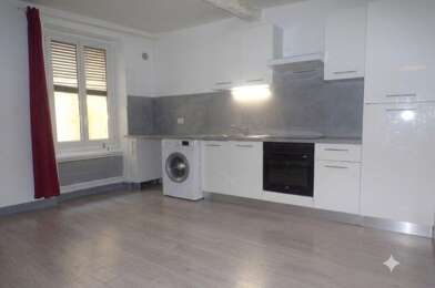 Maison 4 pièces 832 €
