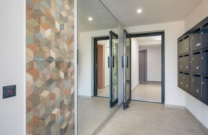 Appartement À Vendre — photo 3
