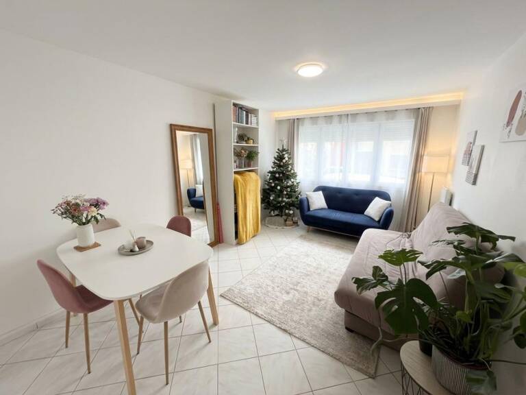 Appartement À Vendre — photo 1