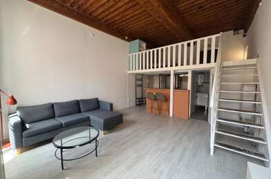 Appartement 2 pièces 890 €