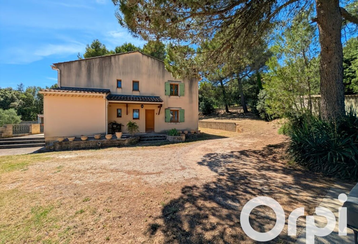 Maison familiale 180 m² avec grand terrain à PIOLENC — photo 1