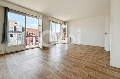 Appartement 3 pièces 775 €