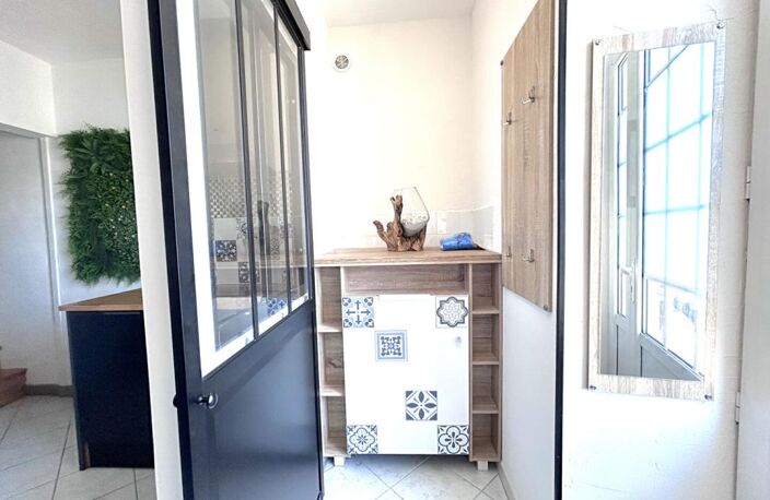 Maison rénovée 2 chambres + grenier aménageable à Fleuré — photo 2