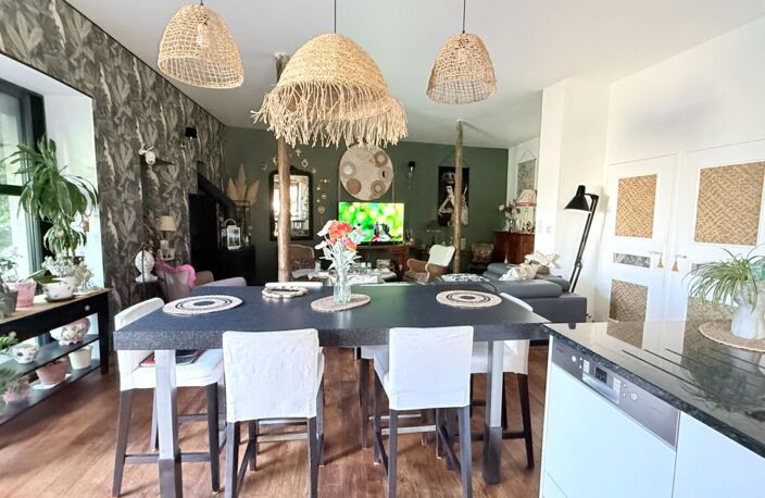 Demeure de caractère en pierres ! 320 m² habitables avec piscine sur une parcelle totale de 517m²+ Appartement T3 indépendant loué ! Aux portes de Carcassonne — photo 5
