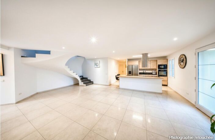 Demeure de prestige Saint Maximin La Sainte Baume 8 pièce(s) 300 m2 avec piscine — photo 3