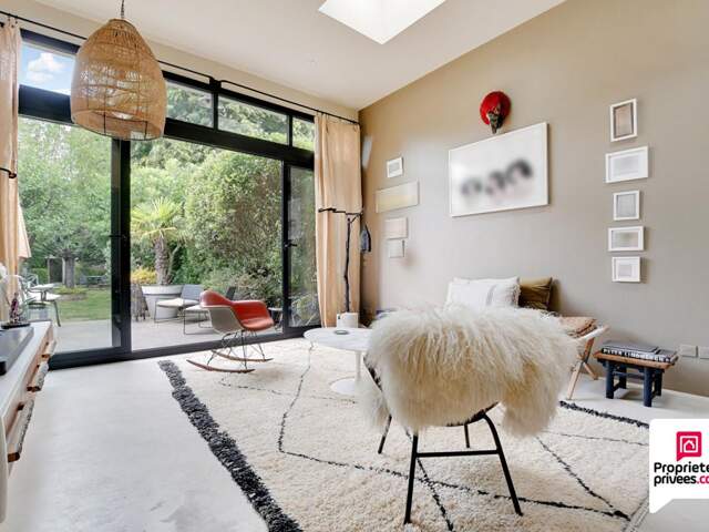 Maison d'architecte et jardin arboré à 8 minutes du RER — photo du bien