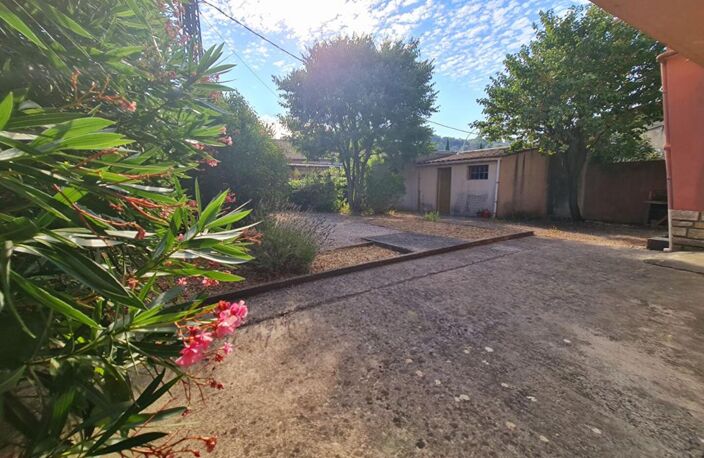 Alès - Maison de 150M² proche des commerces et école — photo 2