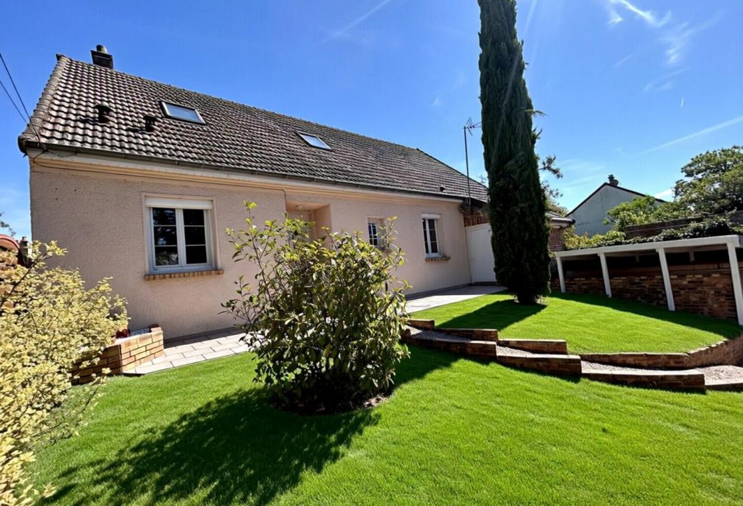 Nevers  à découvrir Très Jolie maison 7 pièce(s) 132.41 m2 — photo 1