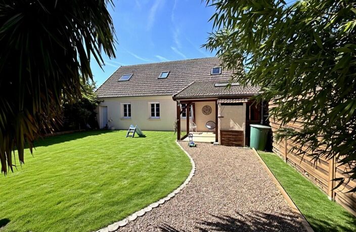 Nevers  à découvrir Très Jolie maison 7 pièce(s) 132.41 m2 — photo 2