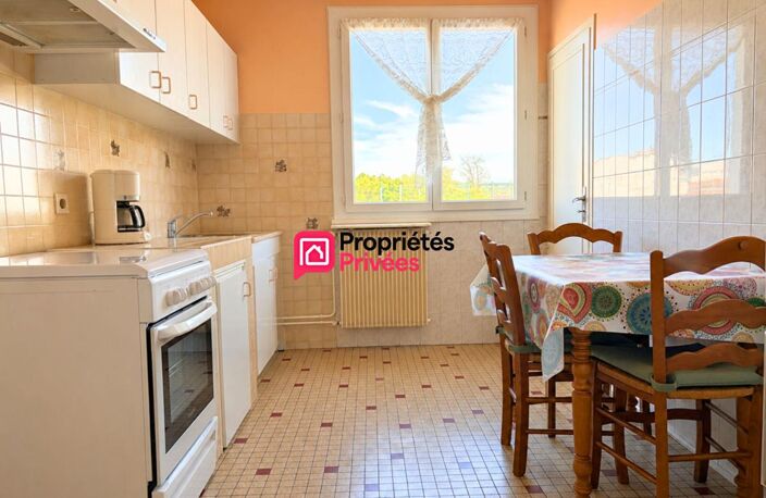 T3 de 63m² avec parking et cave à vendre  quartier Poncillon Marcombes Clermont Ferrand 63000 — photo 3