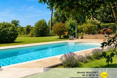 Maison 8 pièces 880000 €